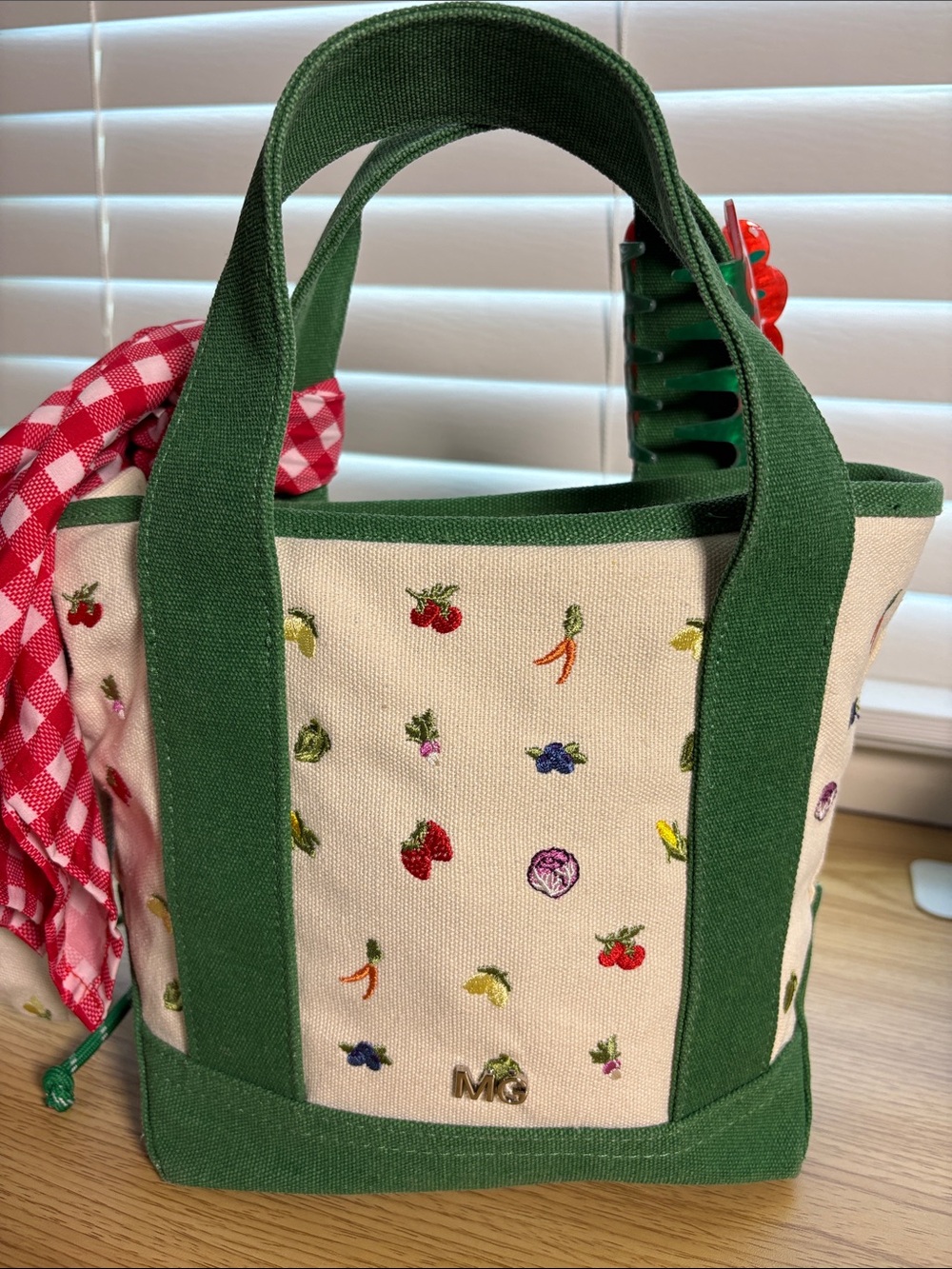Madden Girl Farmers Market Vegetable Mini Tote w/ Accessories